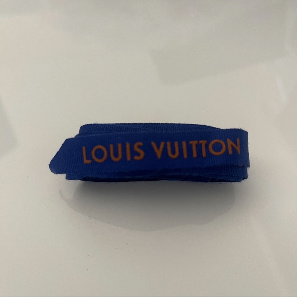 54.5 Inches - 1 solid piece - LOUIS VUITTON RIBBON
